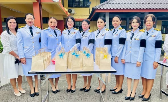 ร่วมพิธีเจริญพระพุทธมนต์ และร่วมพิธีทำบุญตักบาตร  เนื่องในโอกาสวันคล้ายวันสวรรคต 100 ปี 25 พฤศจิกายน 2568 พระบาทสมเด็จพระมงกุฏเกล้าเจ้าอยู่หัว และเนื่องในโอกาสวันคล้ายวันประสูติครบ 100 ปี 24 พฤศจิกายน 2568 สมเด็จพระเจ้าภคินีเธอ เจ้าฟ้าเพชรรัตนราชสุดา สิริโสภาพัณณวดี